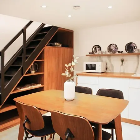 Cosy Moderne Mezzanine - 4p Apartment